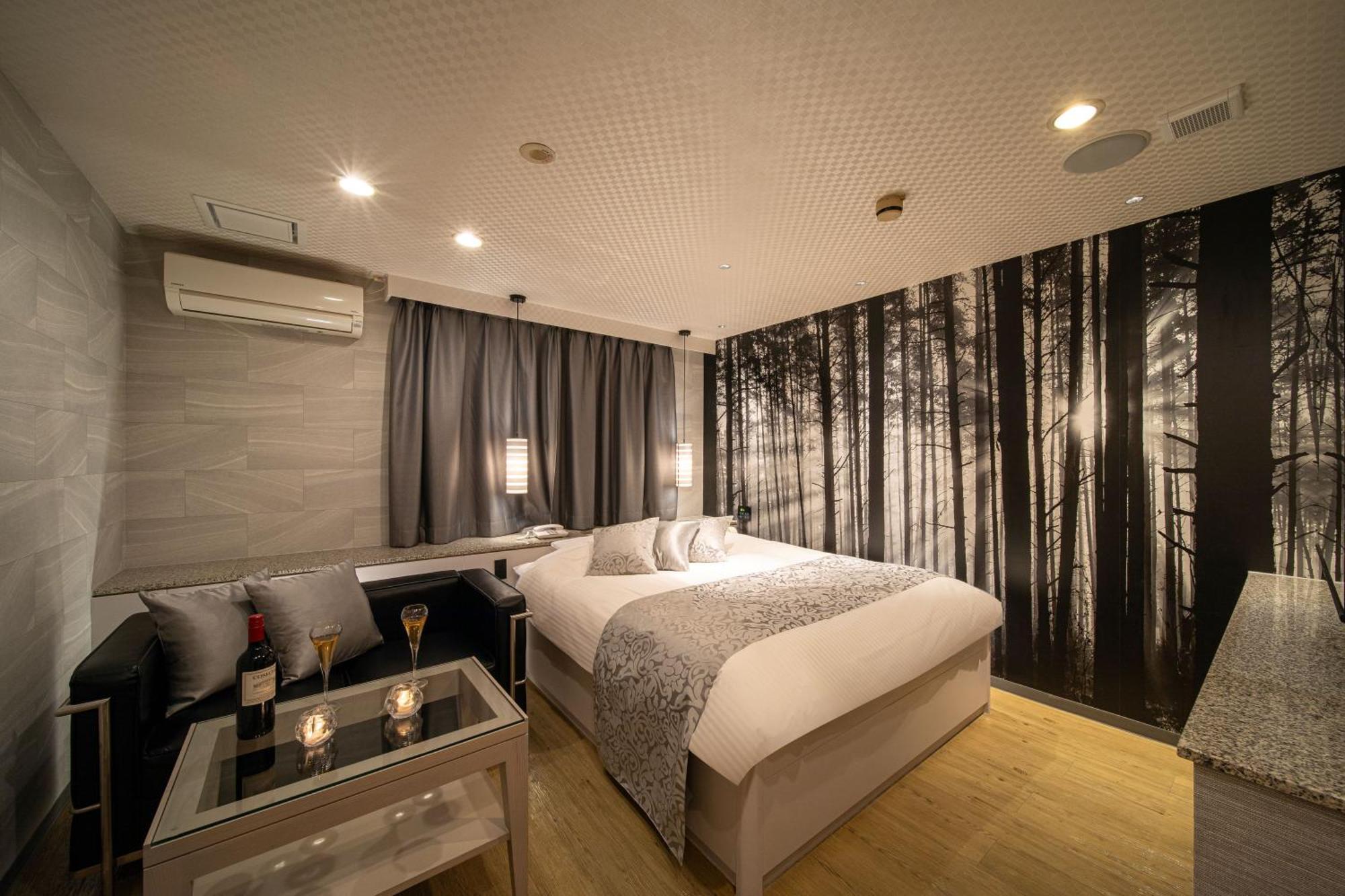 ホテル継kei男塾ホテルグループ (Adults Only) Himeji Exterior foto